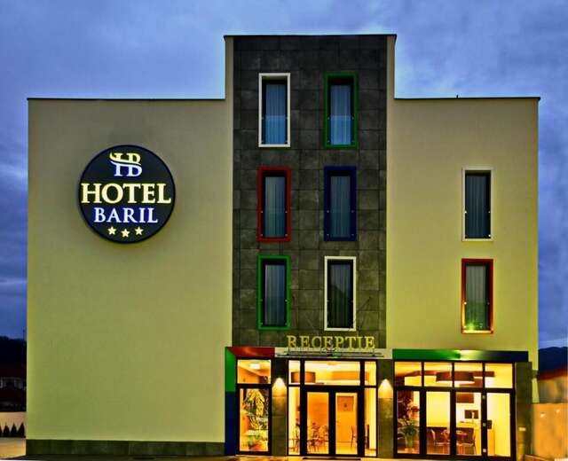 Отель Hotel Baril Хацег-3